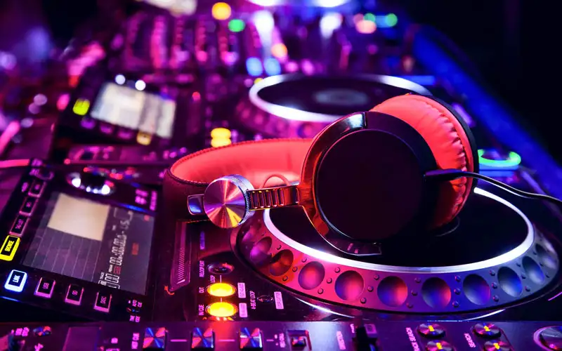 Best Dj On Hire Services In Delhi 